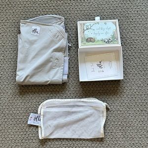 Gray Ollie swaddle EUC